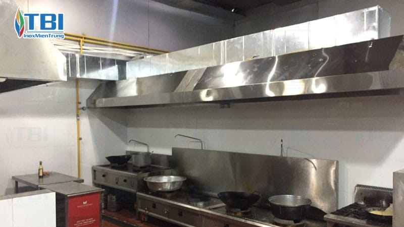 He-thong-hut-mui-cong-nghiep-inoxmientrung