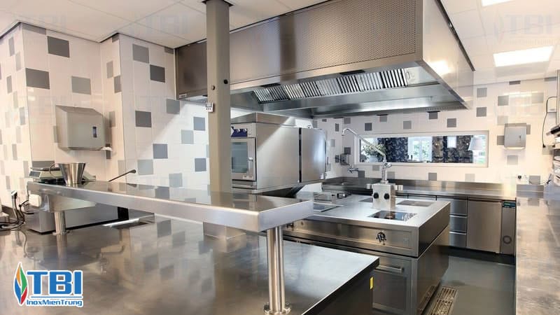 Nhung-luu-y-khi-su-dung-thiet-bi-inox-de-dam-bao-an-toan-inoxmientrung