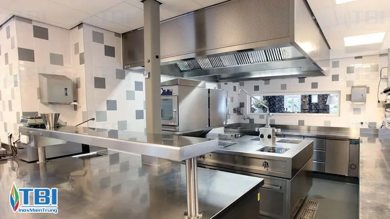 Nhung-luu-y-khi-su-dung-thiet-bi-inox-de-dam-bao-an-toan-inoxmientrung
