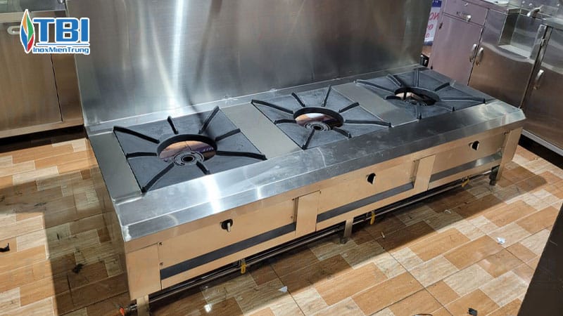 Cach-xu-ly-khi-bep-ga-cong-nghiep-bi-ro-ri-inoxmientrung