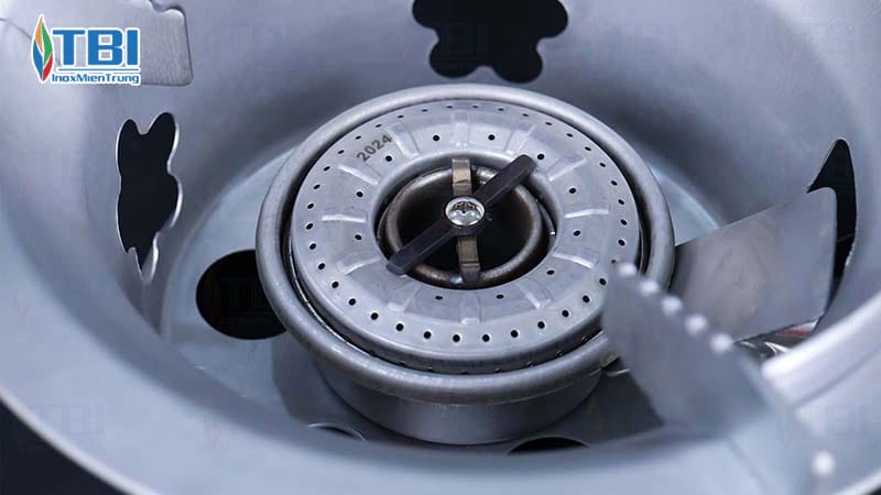 Dinh-nghia-ve-mam-chia-lua-bep-ga-cong-nghiep-inoxmientrung