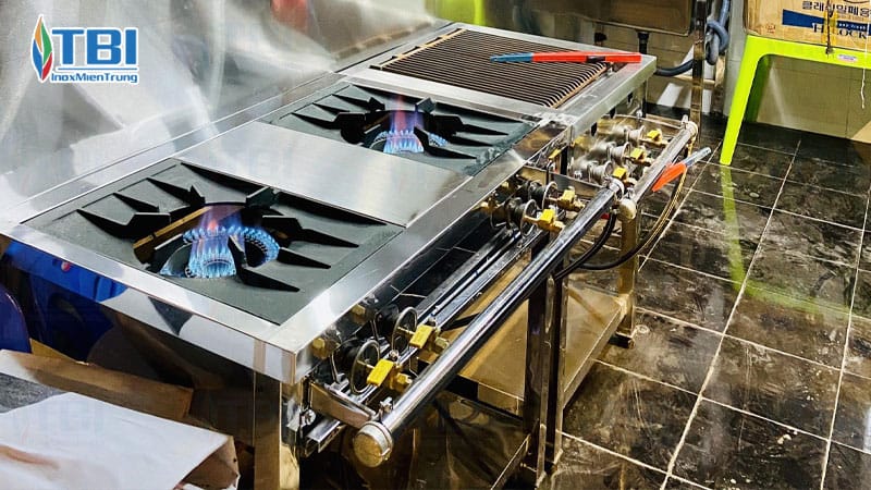 Nguyen-ly-hoat-dong-cua-bep-ga-cong-nghiep-inoxmientrung