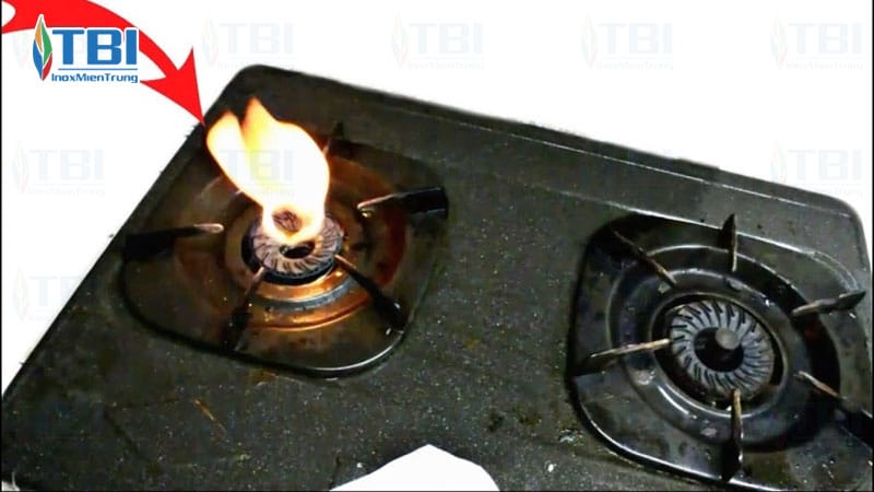 Nhung-dau-hieu-khi-bep-ga-cong-nghiep-bi-muoi-den-inoxmientrung