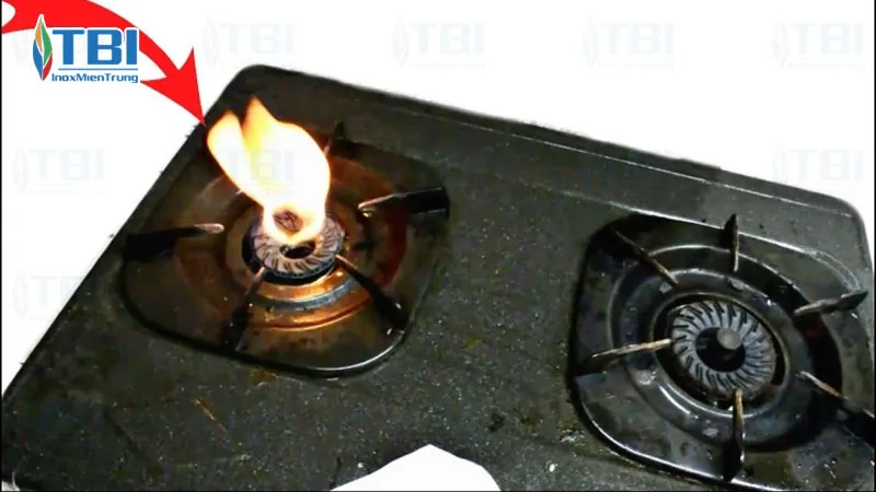 Nhung-dau-hieu-khi-bep-ga-cong-nghiep-bi-muoi-den-inoxmientrung