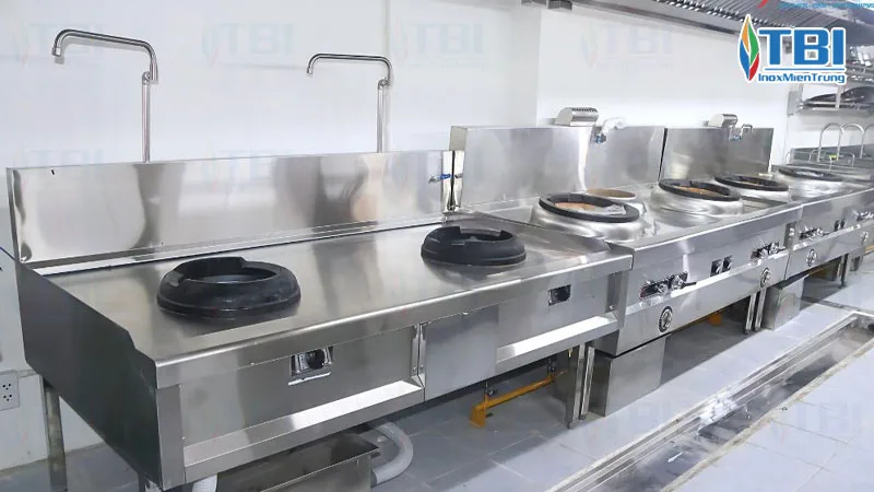 Nhung-luu-y-khi-su-dung-bep-ga-cong-nghiep-inoxmientrung