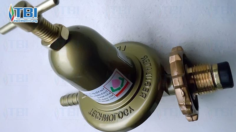 Phan-loai-theo-chat-lieu-inoxmientrung