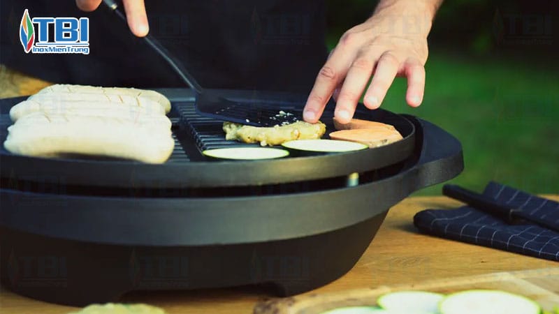 Luu-y-khi-su-dung-bep-nuong-dien-inoxmientrung