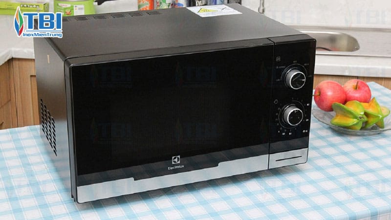 Nen-mua-lo-nuong-co-hay-lo-nuong-dien-tu-1-inoxmientrung