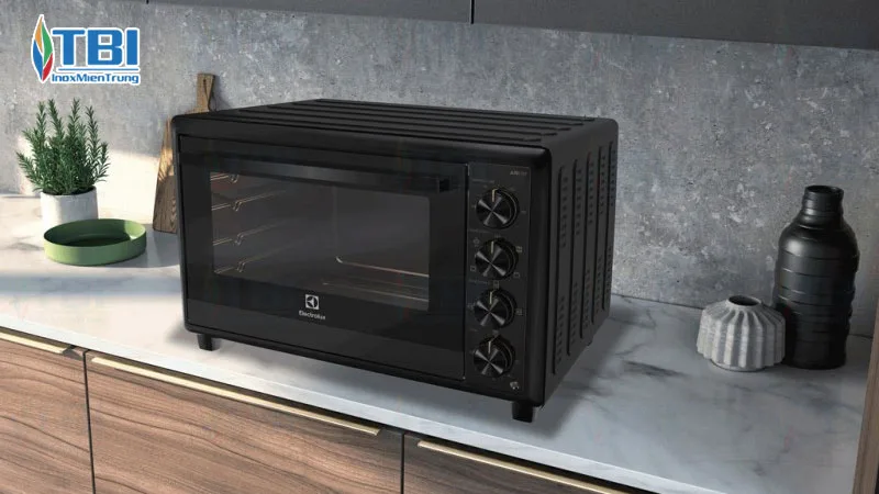 Gioi-thieu-ve-thuong-hieu-lo-nuong-electrolux-inoxmientrung