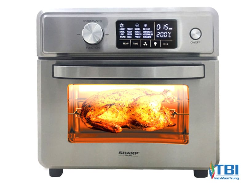 Ve-sinh-lo-nuong-sharp-sau-khi-su-dung-1-inoxmientrung