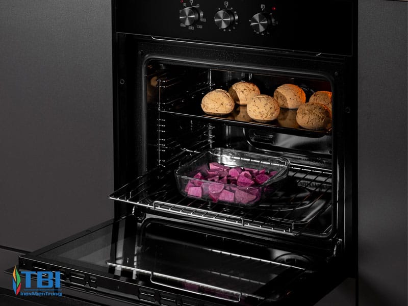 Luu-y-khi-su-dung-lo-nuong-am-tu-inoxmientrung