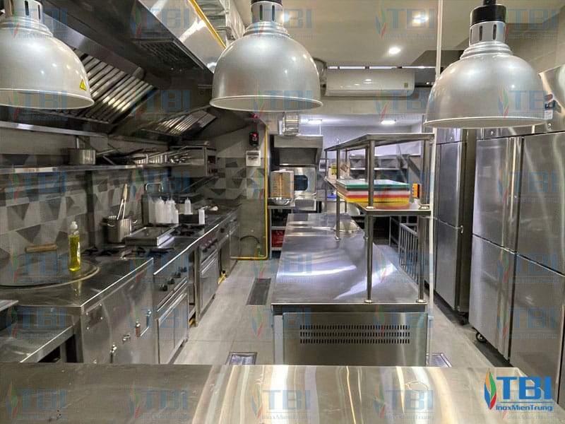 Quy-trinh-khao-sat-va-len-y-tuong-cho-du-an-bep-nha-hang-phirangg-1-inoxmientrung