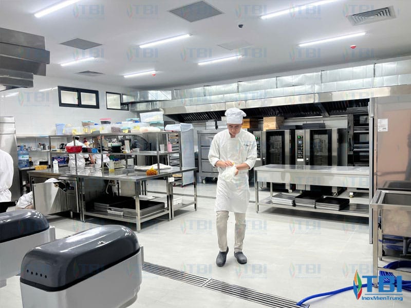 Hinh-anh-thuc-te-du-an-lapin-bakery-dessert-cafe-11-inoxmientrung