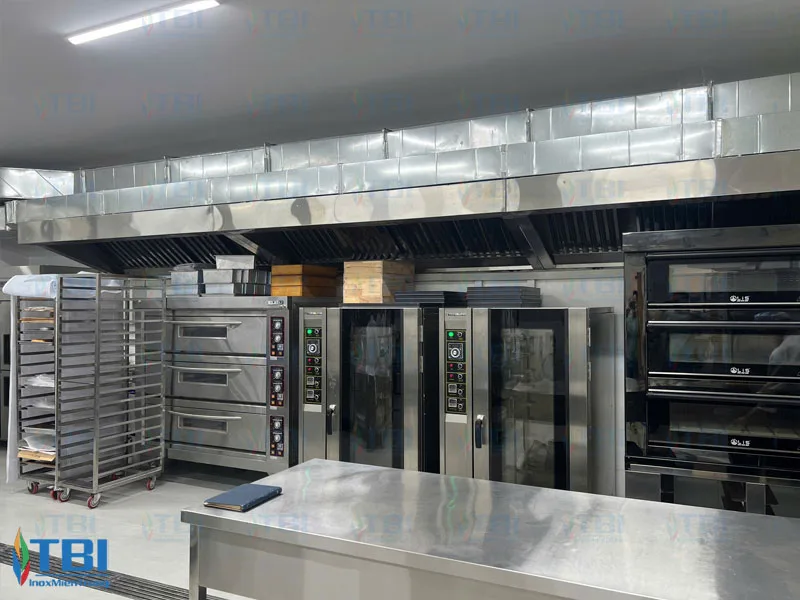 Inox-mien-trung-don-vi-thi-cong-bep-cong-nghiep-hang-dau-1-inoxmientrung