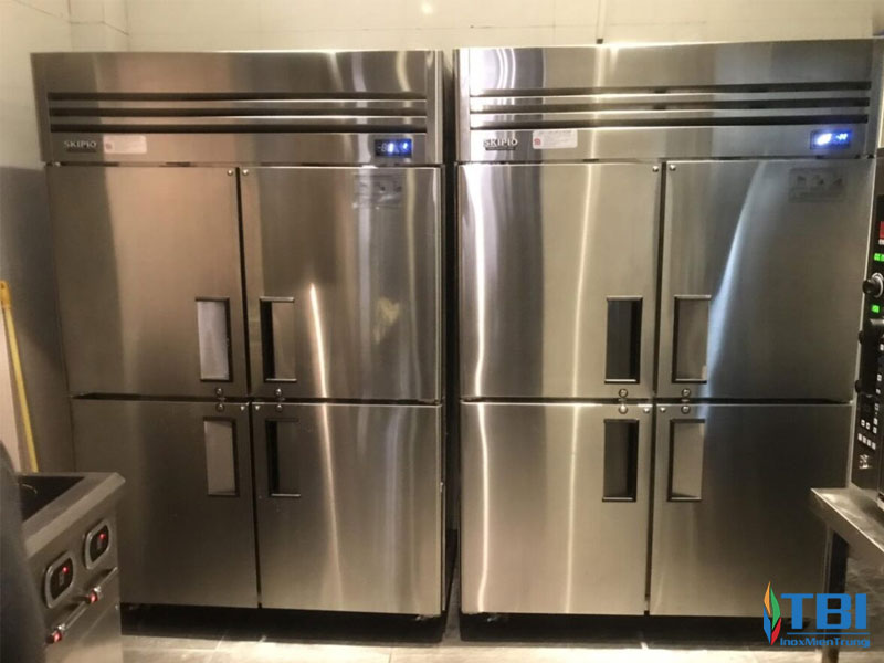 Tieu-chi-chon-don-vi-cung-cap-tu-mat-cong-nghiep-inoxmientrung