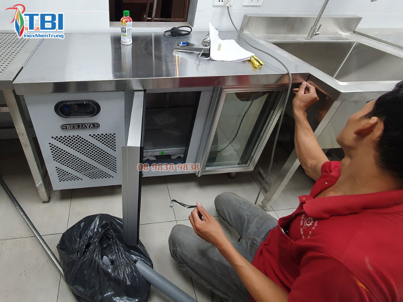 Bep-toan-phat-inoxmientrung