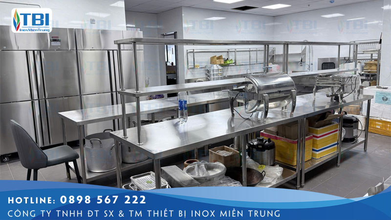 Thi-cong-du-an-khach-san-tan-phuong-nam-o-da-nang-inoxmientrung